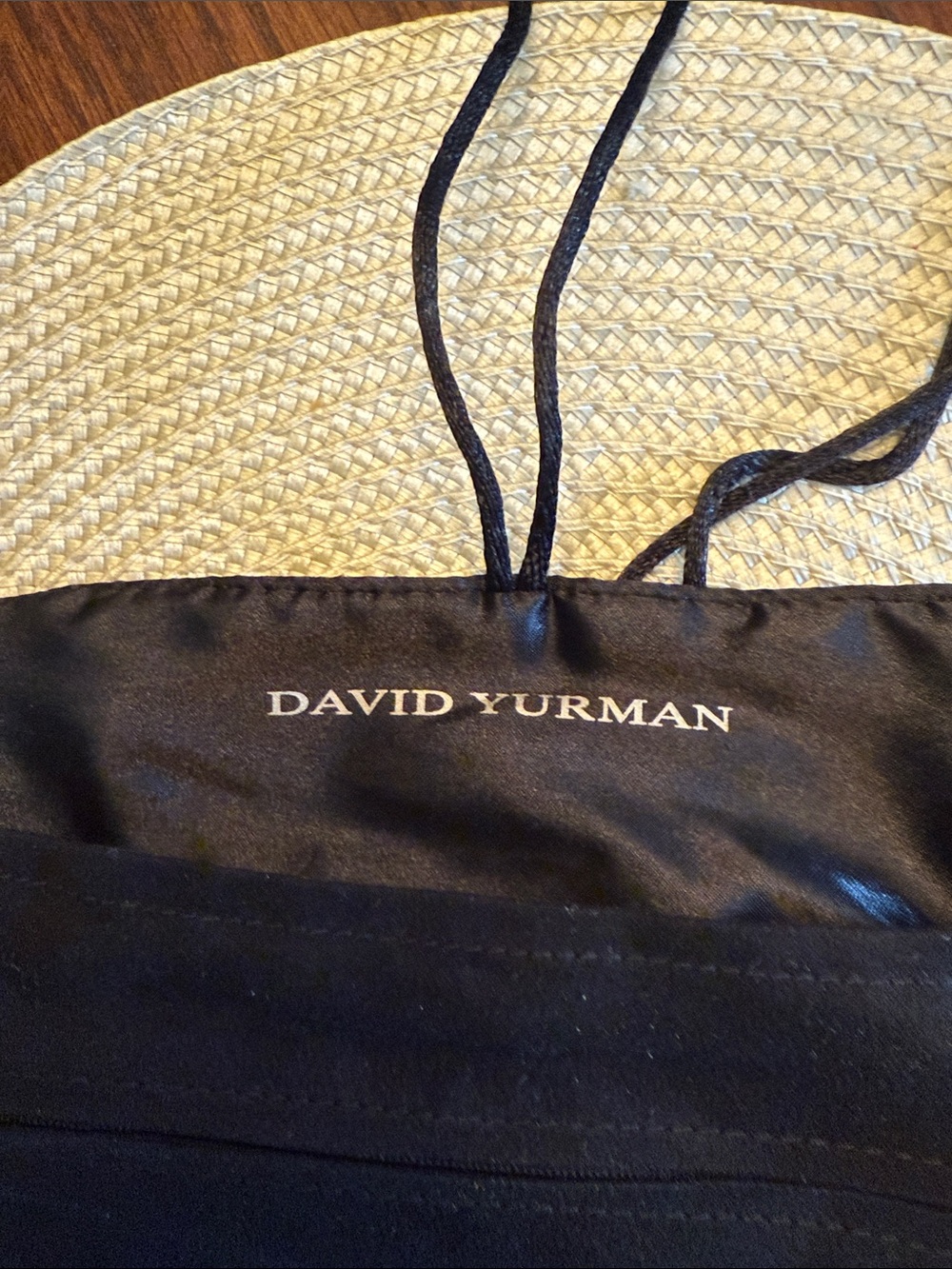 David Yurman Black Drawstring Jewelry Roll with Multiple Zip Pockets - Picture 3 of 5